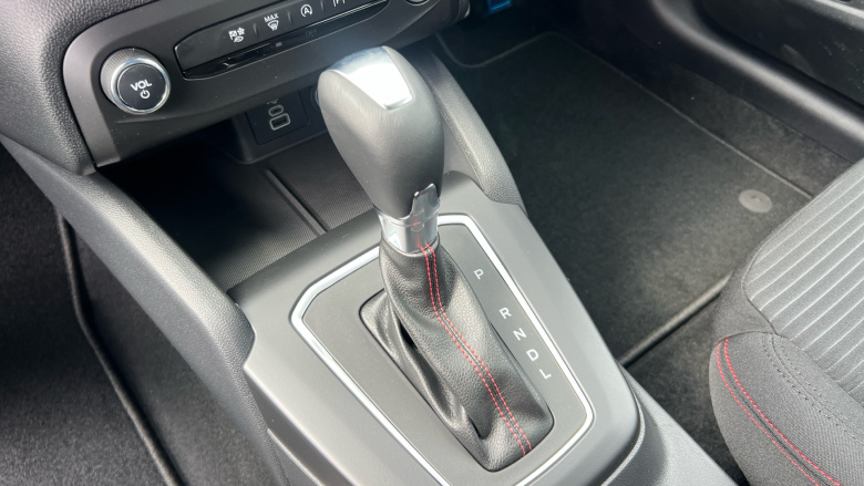 Ford Focus 1.0 EcoBoost Hybrid mHEV 155 ST-Line 5dr Auto Petrol Hatchback